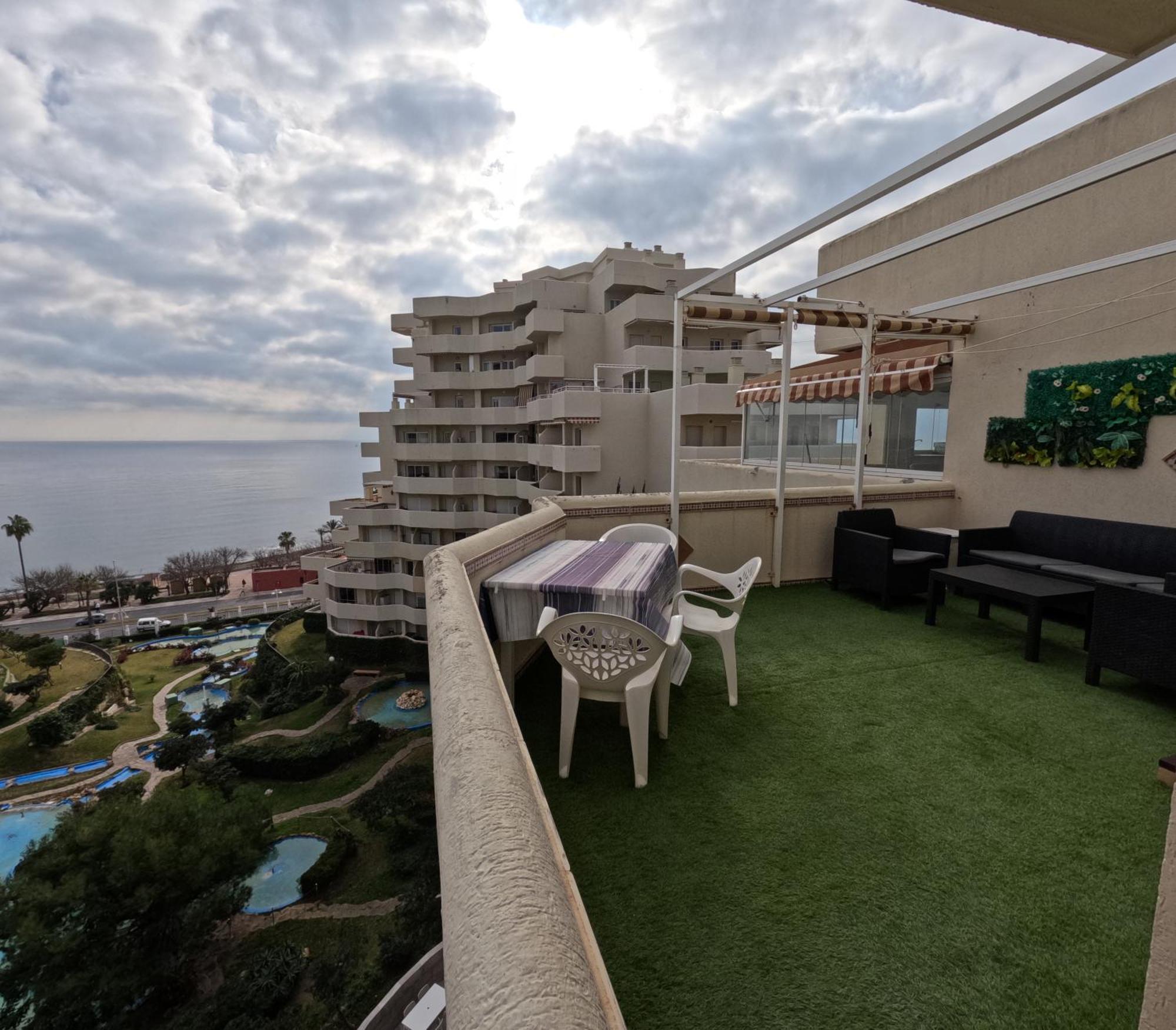 Benalbeach. Espectacular Terraza, Vistas Al Mar. Benalmádena Eksteriør billede