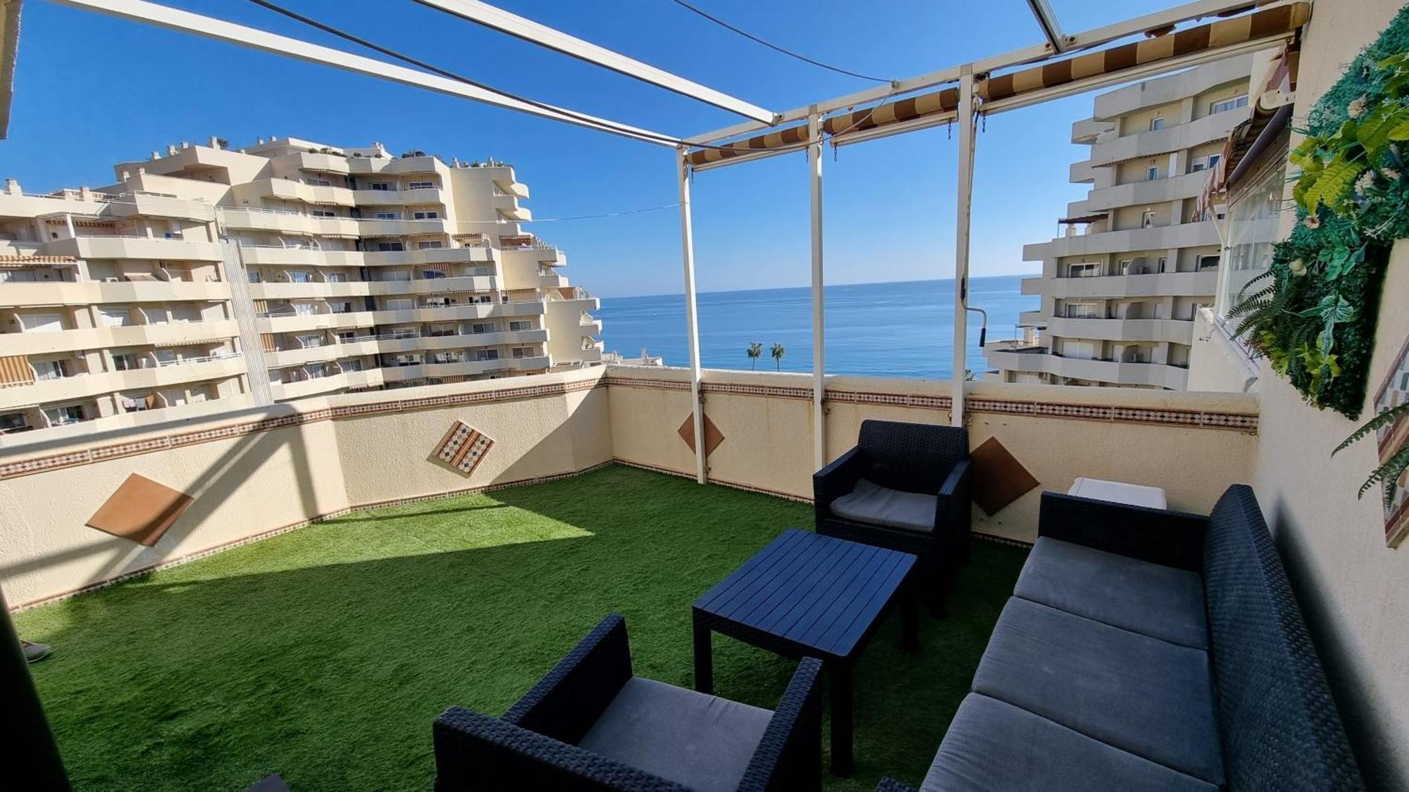 Benalbeach. Espectacular Terraza, Vistas Al Mar. Benalmádena Eksteriør billede